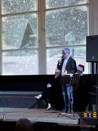 Auftritt: Weihnachtsmärkte mit Roman Noss